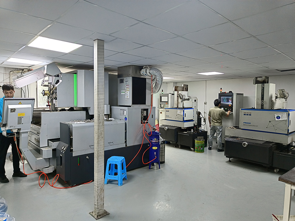 慢（màn）走絲/中走絲放電加工